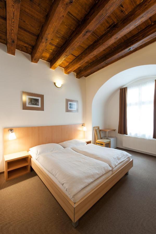 Hotel V Centru Ceske Budejovice Eksteriør bilde
